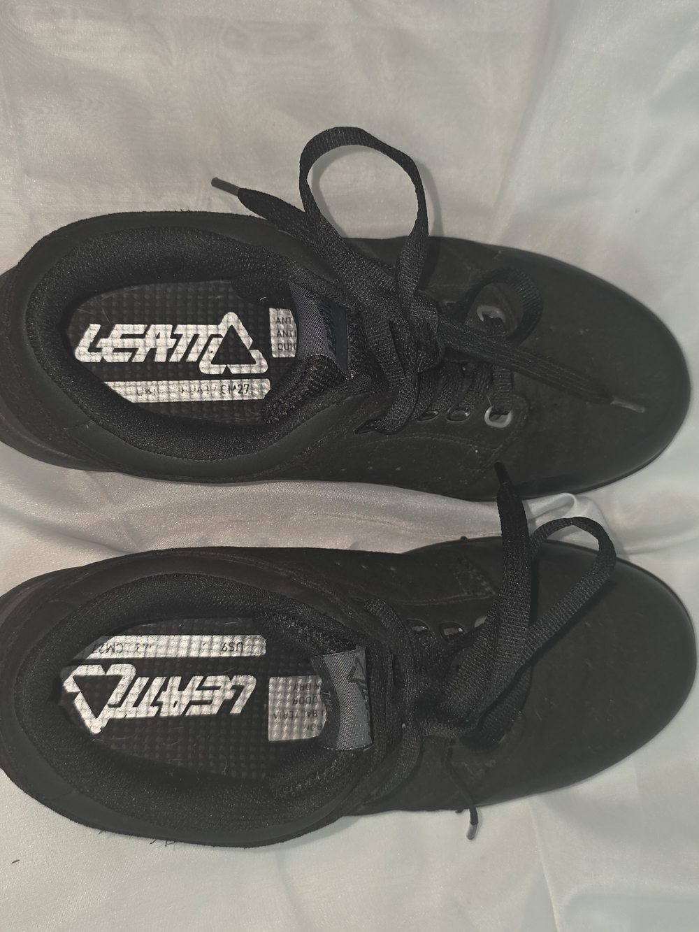 Leatt 2.0 Men's Flat Mountain Bike Shoes, Size 9